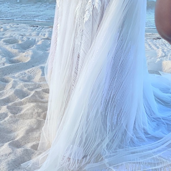 Galina Signature the dress is made from soft tulle fabric, and sequence. - Picture 5 of 7